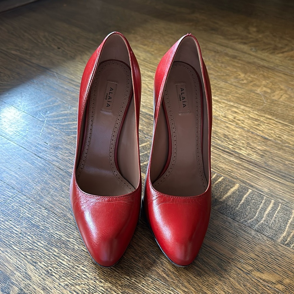 Rare Alaïa Lipstick Red 4.75" Heels 37.5